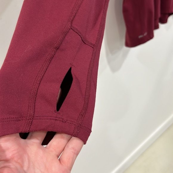 Dri-fit 1/4 zip running shell - Picture 2 of 4